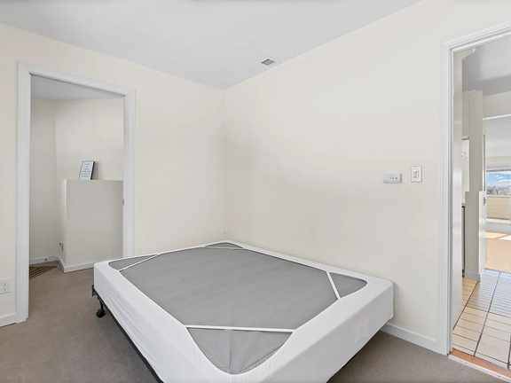 1BR/1BA Apartment · San Francisco photo 3