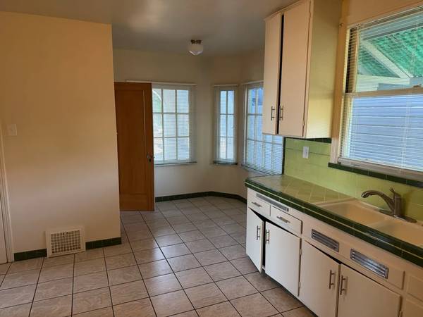 2BR/2BA Apartment · San Francisco photo 5