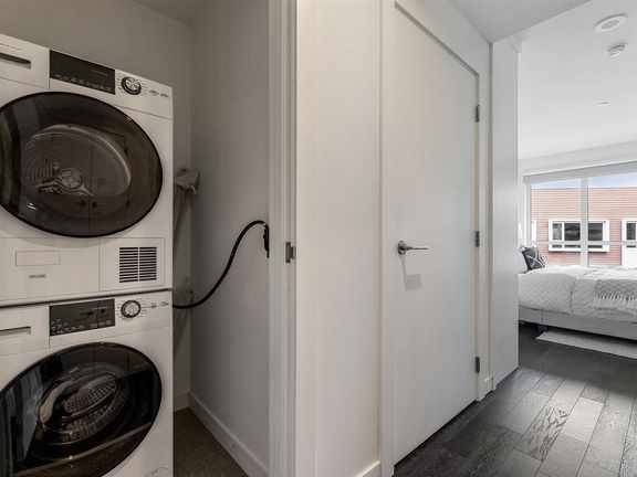 1BR/1BA Apartment · San Francisco photo 3
