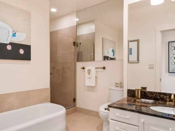 1BR/1BA Apartment · San Francisco photo 4