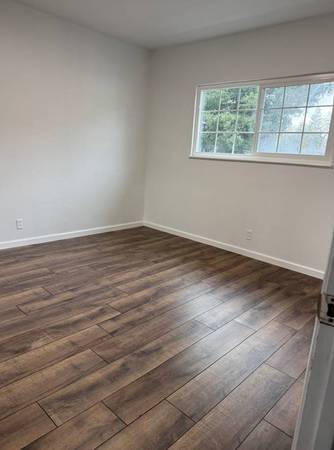 2BR/1BA Apartment · Lafayette photo 5