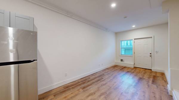 2847 Folsom St. #8A photo 3