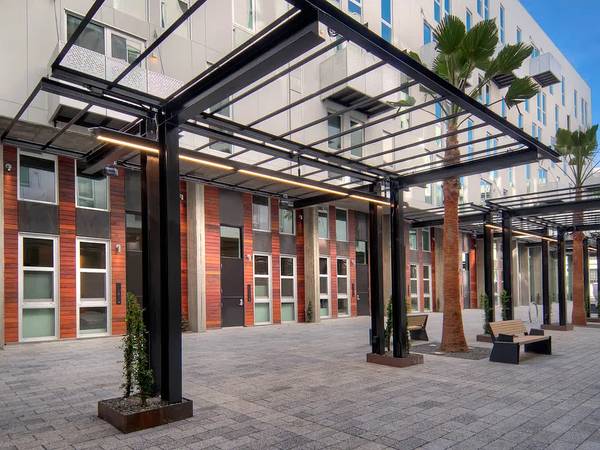855 Brannan photo 2