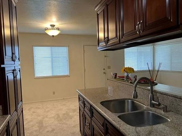 2315 Saidel Dr San Jose, CA 95124 photo 3