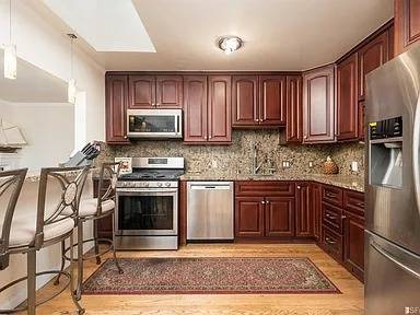 2BR/1BA Single Family House on De Haro St · San Francisco photo 5