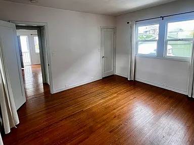 Shores Condominiums photo 2