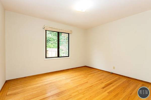 2BR/1BA Apartment · San Francisco photo 5