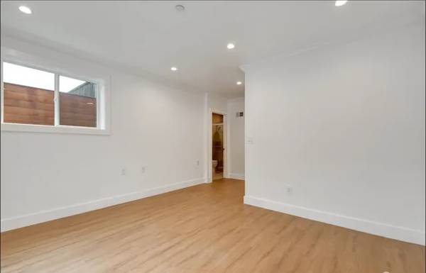 2BR/2BA Apartment · San Francisco photo 2