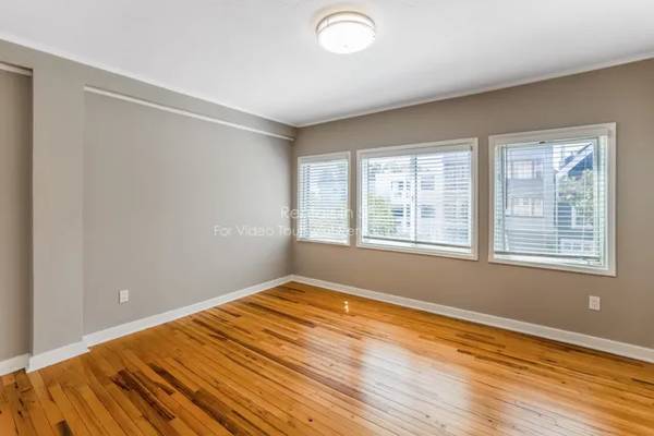 3BR/2BA Apartment · San Francisco photo 2