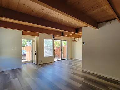 2BR/1BA Apartment on Mission Dr · Pleasanton photo 4