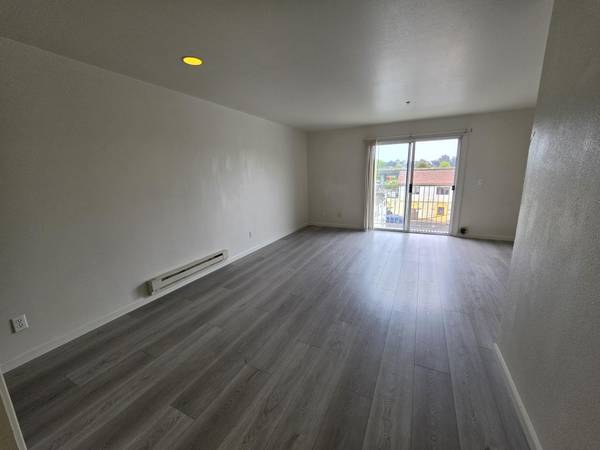 Apartments on Lincoln Ave · San Rafael