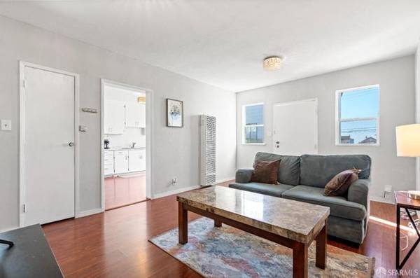 1BR/1BA Single Family House on San Diego Ave · Daly City photo 3