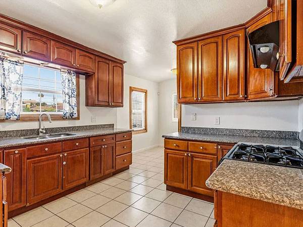 2600 East 20th Street, Oakland, CA 94601 photo 5