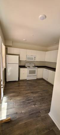 Apartments on Lincoln Ave · San Rafael photo 2