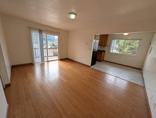 Apartments on Civic Campus Way · South San Francisco photo 3