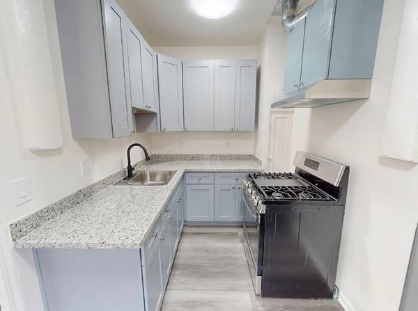 1BR/1BA Apartment · San Francisco photo 2