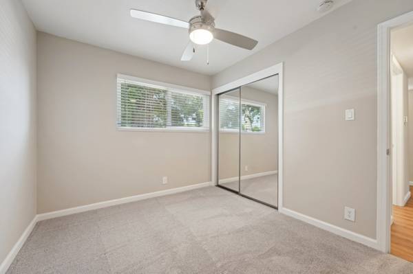 2BR/1BA Apartment · San Francisco photo 2