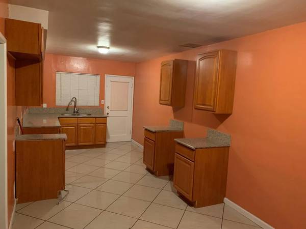 1BR/1BA Apartment · San Francisco photo 2