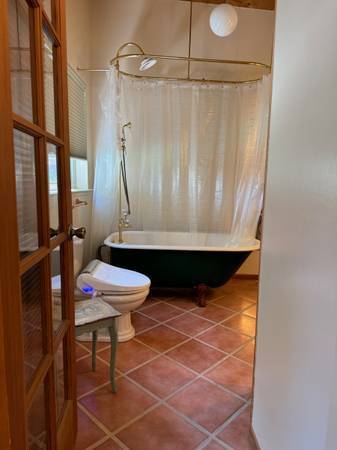 2BR/2BA Apartment · Redwood City photo 3