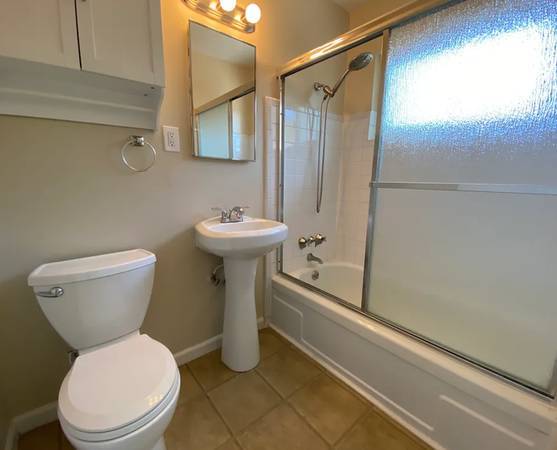 1BR/1BA Apartment · Richmond photo 3