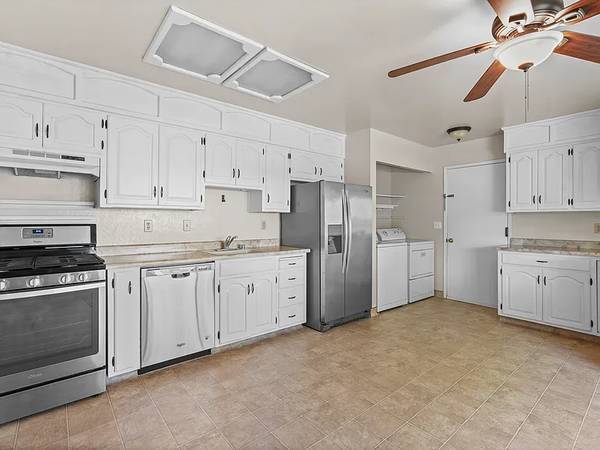 3BR/2BA Single Family House on Reeve St · Santa Clara photo 5