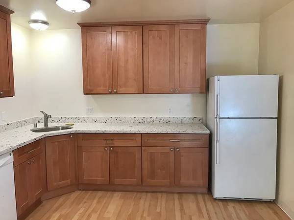 1BR/1BA Apartment · Freeport photo 3