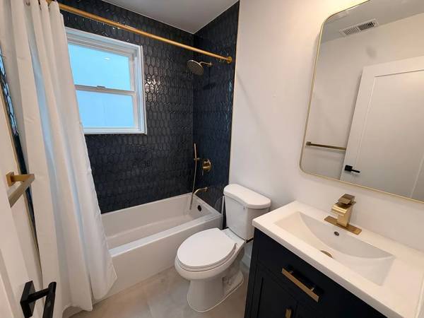 1BR/1BA Apartment · Ridgewood photo 5