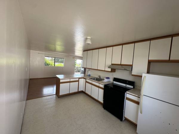 2BR/1BA Apartment · Bronx photo 2