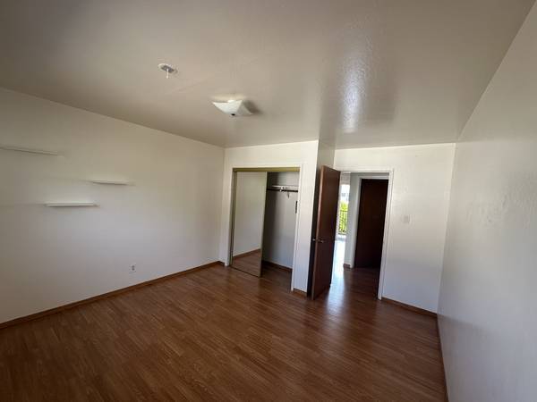 2BR/1BA Apartment · Bronx photo 4