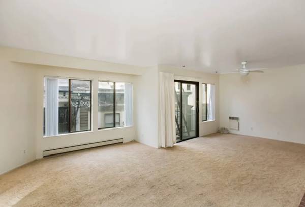 1BR/1BA Apartment · Bolingbrook photo 2