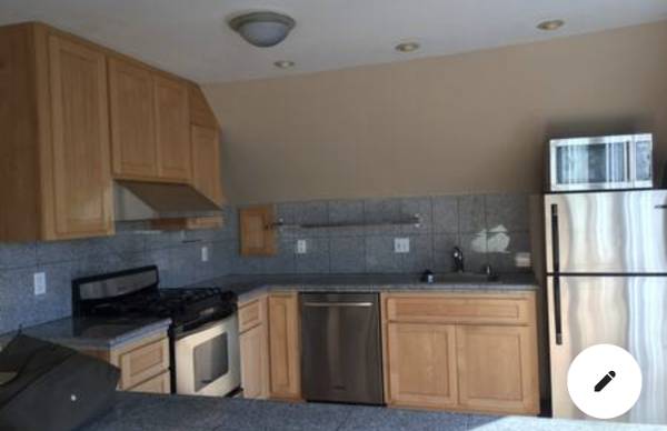 2BR/1BA Apartment on 14th Av · San Francisco photo 3