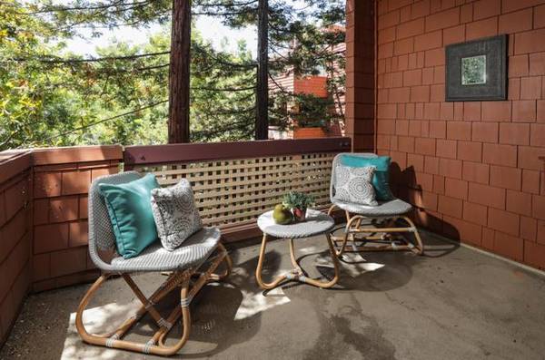 1BR/1BA Condo on El Camino Real Unit C226 · Palo Alto photo 3