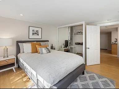 1BR/1BA Apartment · San Francisco photo 3