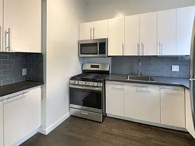 1BR/1BA Apartment · Freeport photo 5