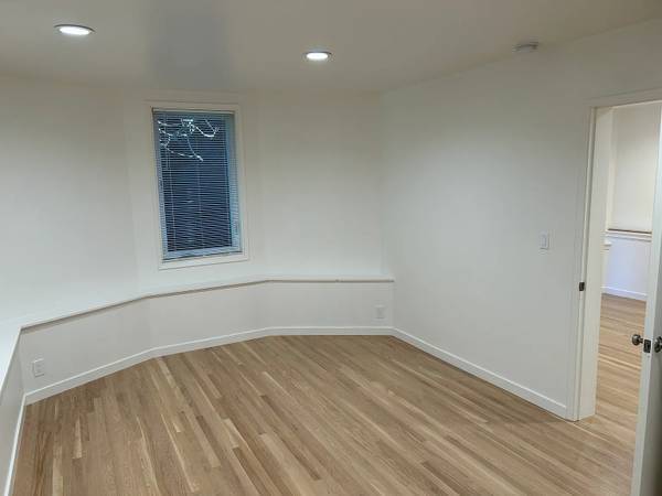 1BR/1BA Apartment · Jamaica photo 2