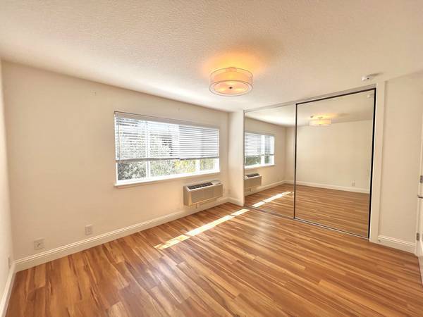1BR/1BA Apartment · Fort Lauderdale photo 3