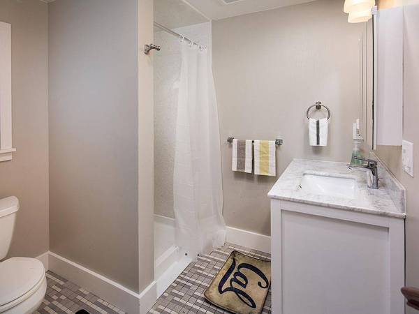 1BR/1BA Apartment · Pacifica photo 3