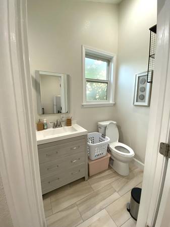 1BR/1BA Apartment · Palo Alto photo 4