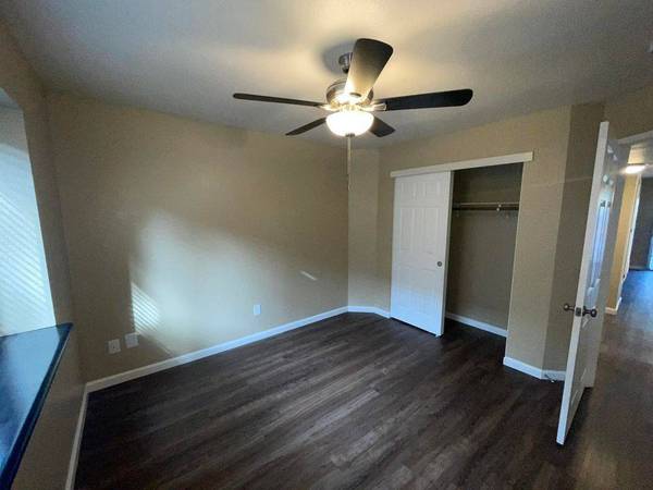 1BR/1BA Apartment · Richmond photo 3