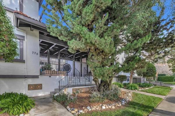 1BR/1BA Condo on Chestnut St Apt 27 · San Carlos photo 3