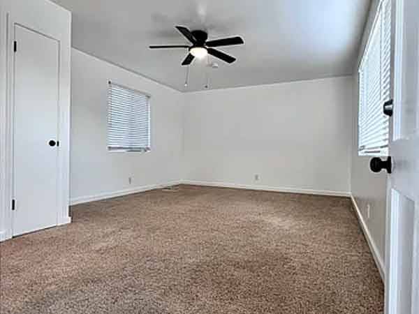 1BR/1BA Apartment · Melville photo 2