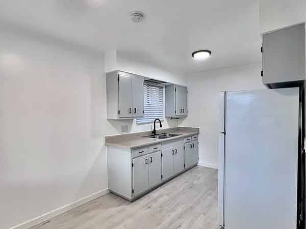 1BR/1BA Apartment · Melville photo 3