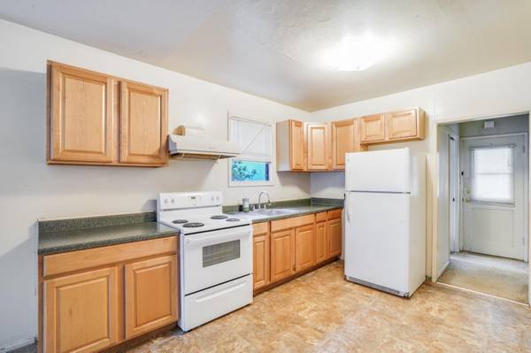 1BR/1BA Single Family House on Errett Circle · Santa Cruz photo 2