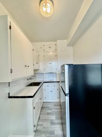0BR/1BA Apartment · San Francisco photo 2