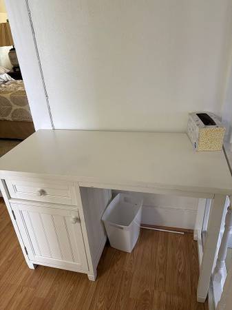 2BR/1BA Apartment · San Francisco photo 2