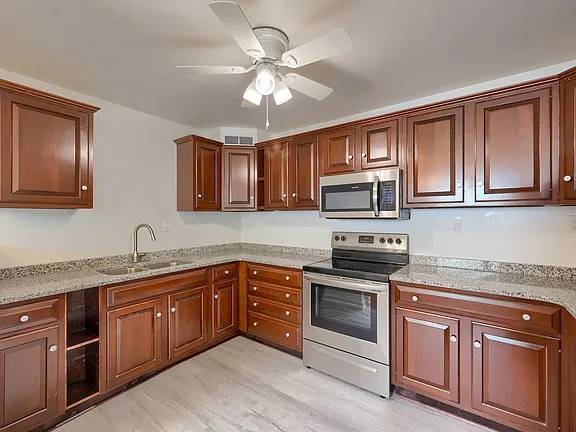 1BR/1BA Apartment · San Francisco photo 2