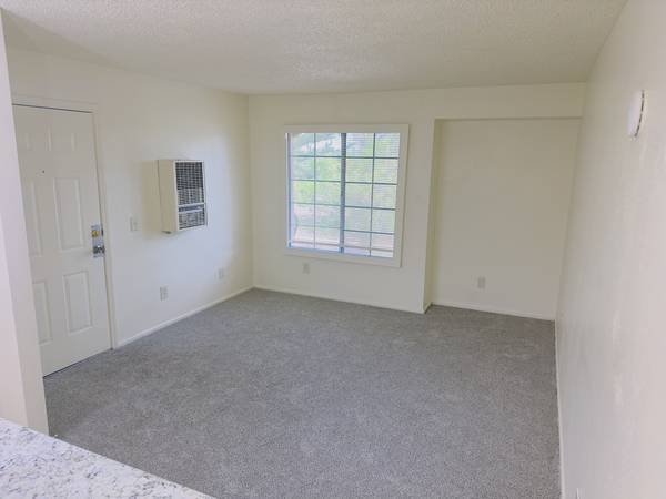 2BR/1BA Apartment · Santa Clara photo 3
