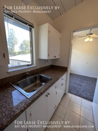 0BR/1BA Apartment on Duane Street · Redwood City photo 5
