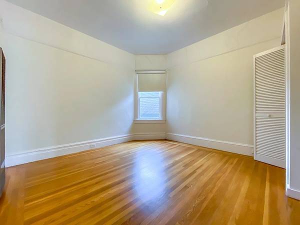 1BR/1BA Apartment · Mill Valley photo 4