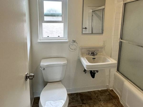 1BR/1BA Apartment · El Verano photo 4